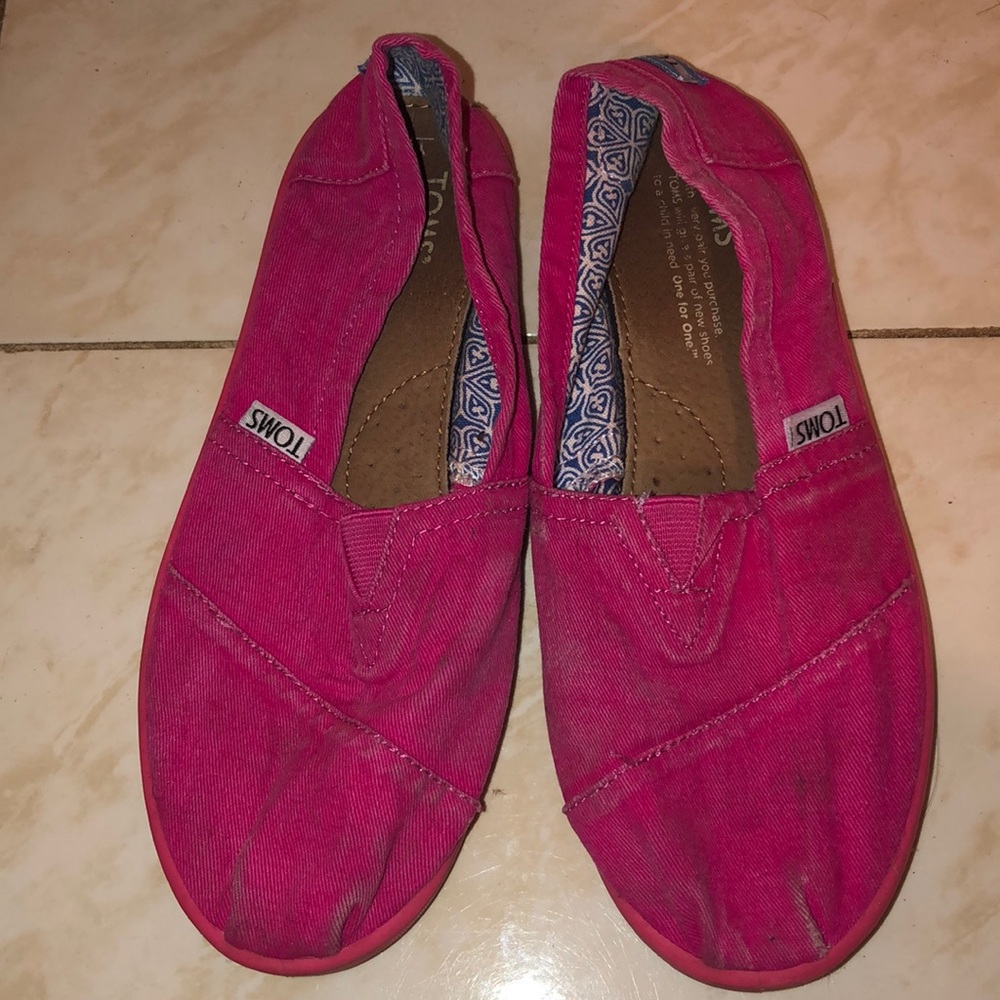 NEON Pink Toms
